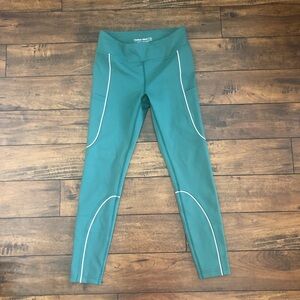 Outdoor Voices Leggings